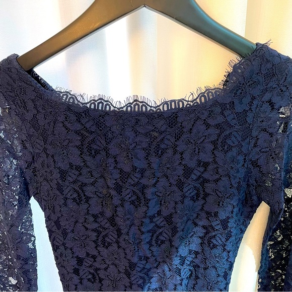 Classic Diane von Furstenbeg - Picture 1 of 4